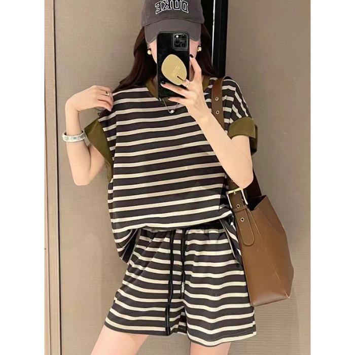 

Imitation cotton milk silk new sports suit T-shirt shorts suit women s summer short sleeve two-piece set trendy XXXL армія зелений колір