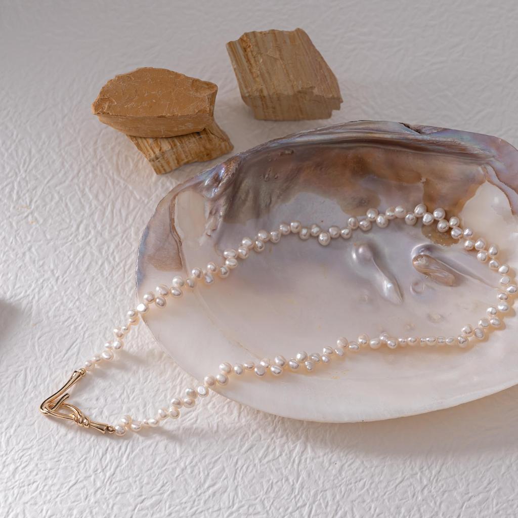 Zynzonis Freshwater Pearl Choker Gold Gift Women's Necklace, Small, 40-42cm, Clasp, Nickel-Free, Stackable,