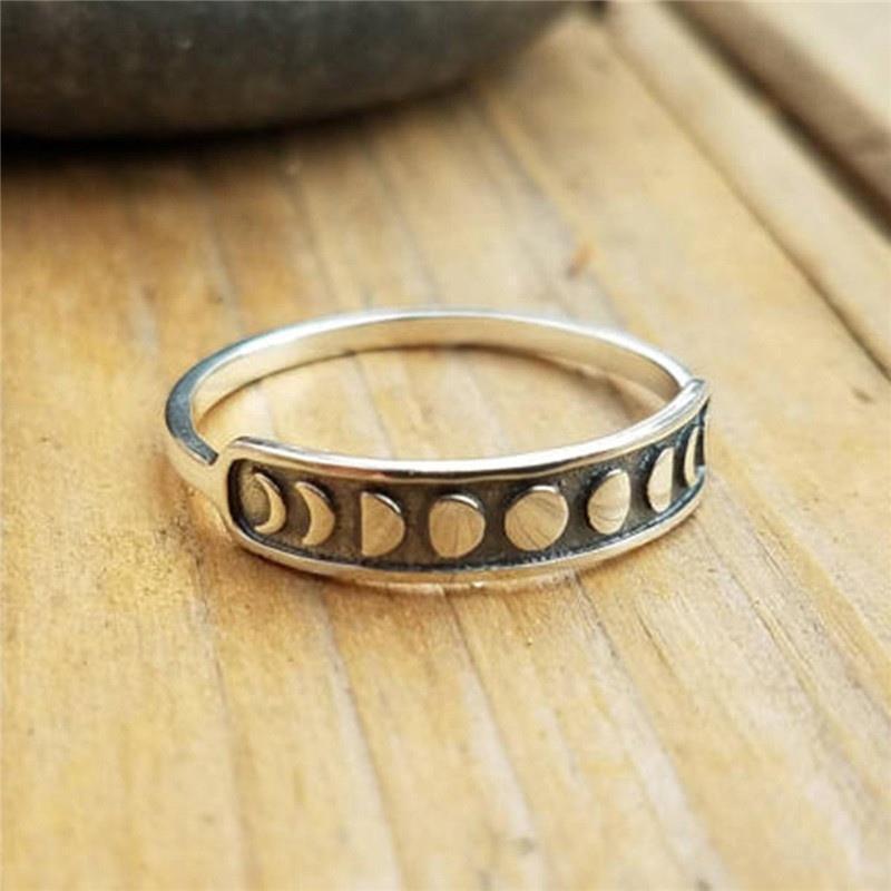Retro Moon Lack Moon Round Women'S Ring Hipster Ring Jewelry