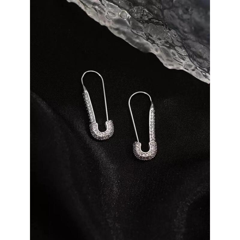 Korean Style High-End Brooch Earrings: Women s Versatile, Simple, Fresh, Celebrity Fashion