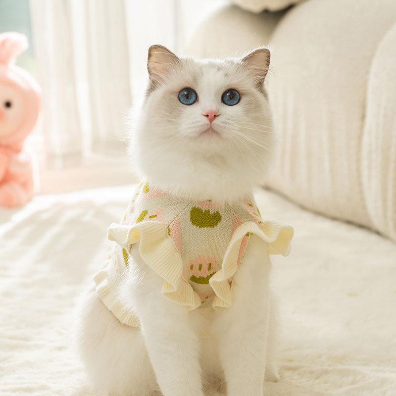 Cat Clothing Autumn and Winter Princess Style Flowers Fungus Edge Flying Sleeves Sweater Dog Two-legged Knitted Sweater Pet Clothes