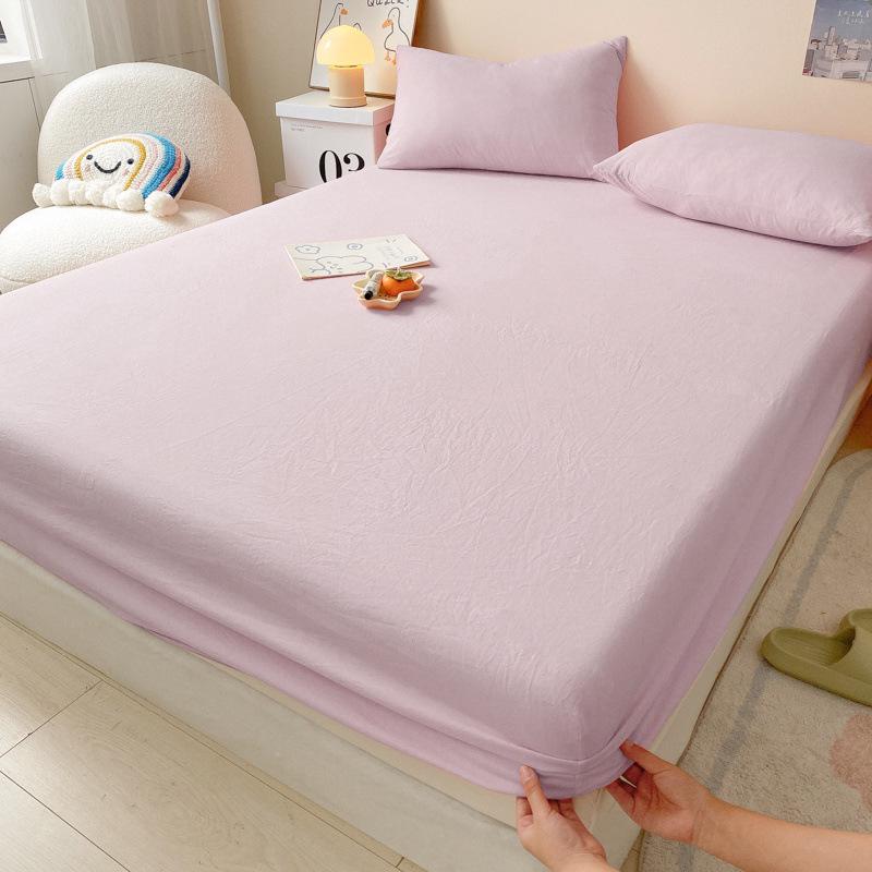 Red Bean Fitted Sheet: Universal Non-Slip Mattress Protector for All Seasons
