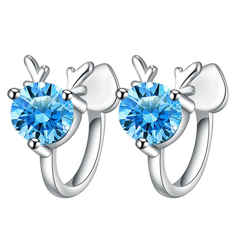 

S925 Silver-Plated Deer Motif Earrings: Light Luxury Korean-Style Clips, Niche Design, Perfect Christmas Gift