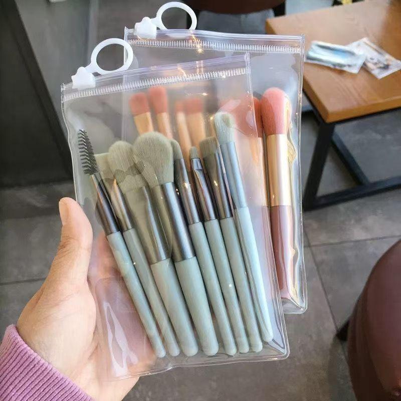 Mini Portable 8Pcs Makeup Brush Set Soft Synthetic Bristles Cosmetic Brushes with Storage Bag for Trip Outdoor Use