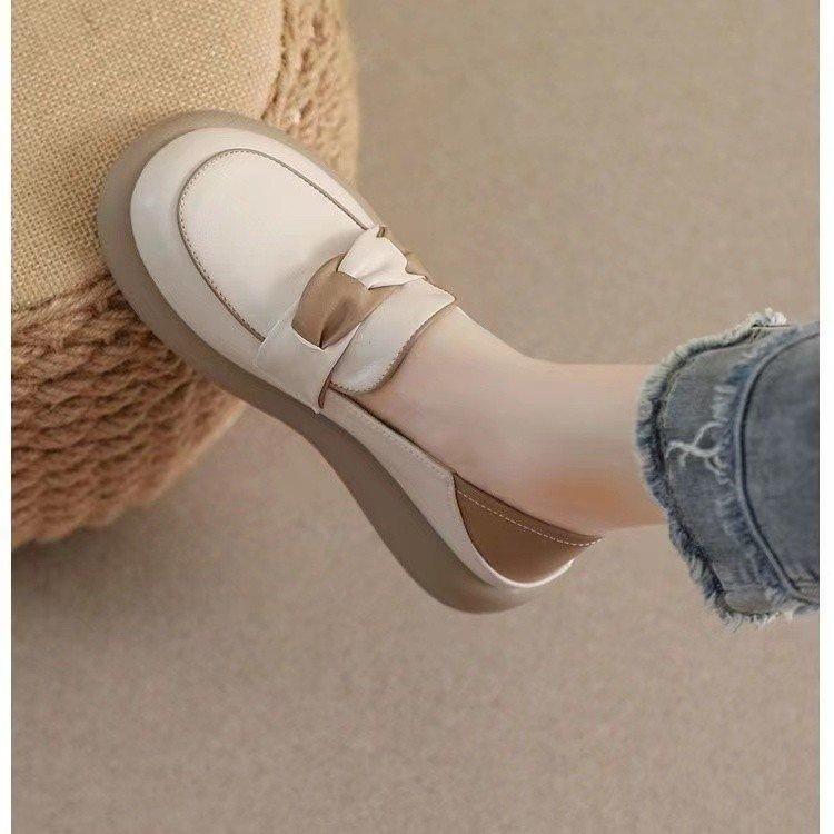 Fashion Round Toe Women's Flat Shoes Casual Korean Style Ladies Footwear Soft Sole Slip On Loafers Size35 40 Mocasines Mujer Sandalias