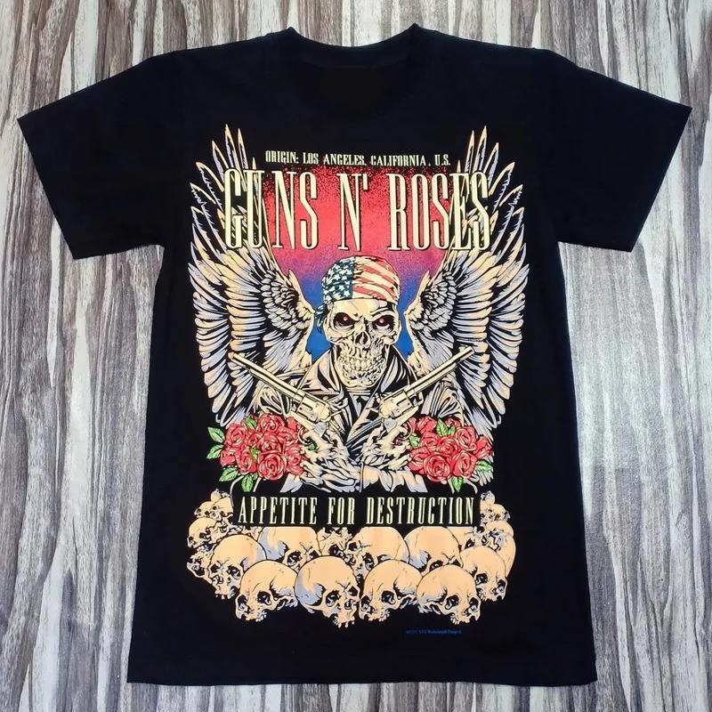 Schwarzes Kurzarm-T-Shirt im Guns N' Roses-Design mit Totenkopf-Zylinder und Revolver-Grafik für Rockmusik-Fans