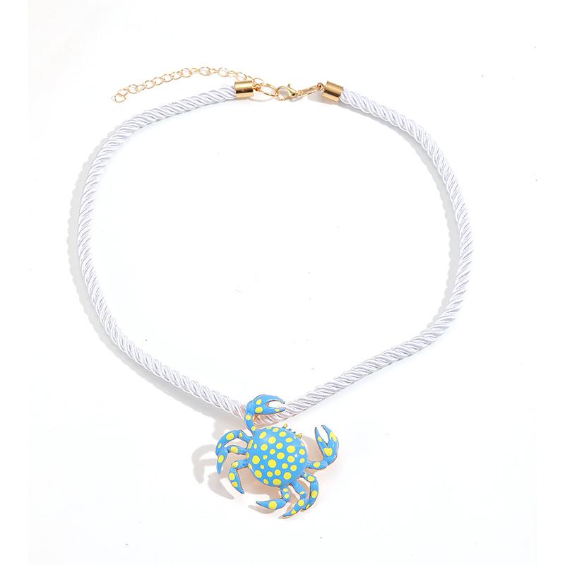 Colorful Enamel Crab Pendant Necklaces for Women Fashion Ocean Style Exaggerated Charm Choker Necklace Vacation Jewelry Gift