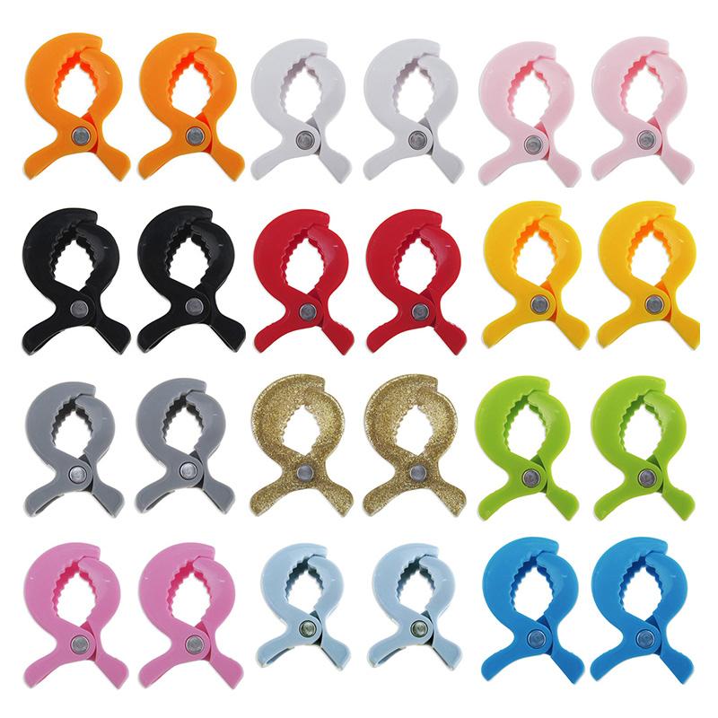 2 Pezzi Accessori Colorati per Seggiolino Auto per Bambini Clip Giocattolo in Plastica per Passeggino Molletta per Carrozzina/Passeggino per Agganciare Coperta Zanzariera Clip