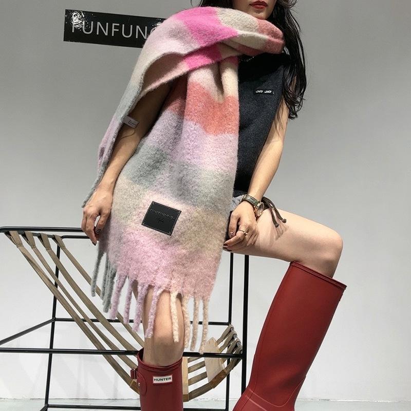 Niche design sense wool plaid contrasting color scarf women's autumn and winter warm scarf high-end tassel shawl
