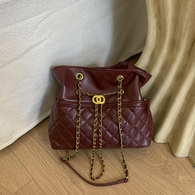 Autumn and Winter New Rhombus Armpit Bag Chain Large Capacity Crossbody Shoulder Women's Bag Drawstring Tote Bag Tide