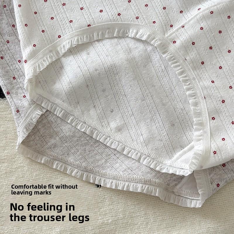 Girl Autumn and Winter Lovely Pure Cotton 10A Antibacterial No Trace Breathable Middle Waist Triangle Briefs