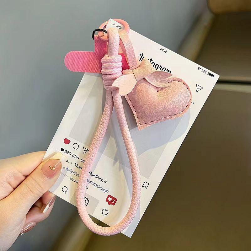 Leather Luxury Charm Phone Lanyard Wrist Strap Tassel Love Heart Handmade Keychain Pendant Anti-Loss Handbag Bag Accessories
