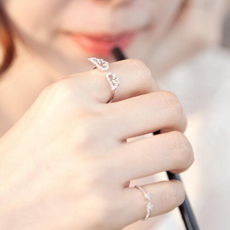 Korean Style Angel Wings Ring Adjustable Rhinestone Finger Rings For Women Silver Color Female Party Birthday Jewelry Gift