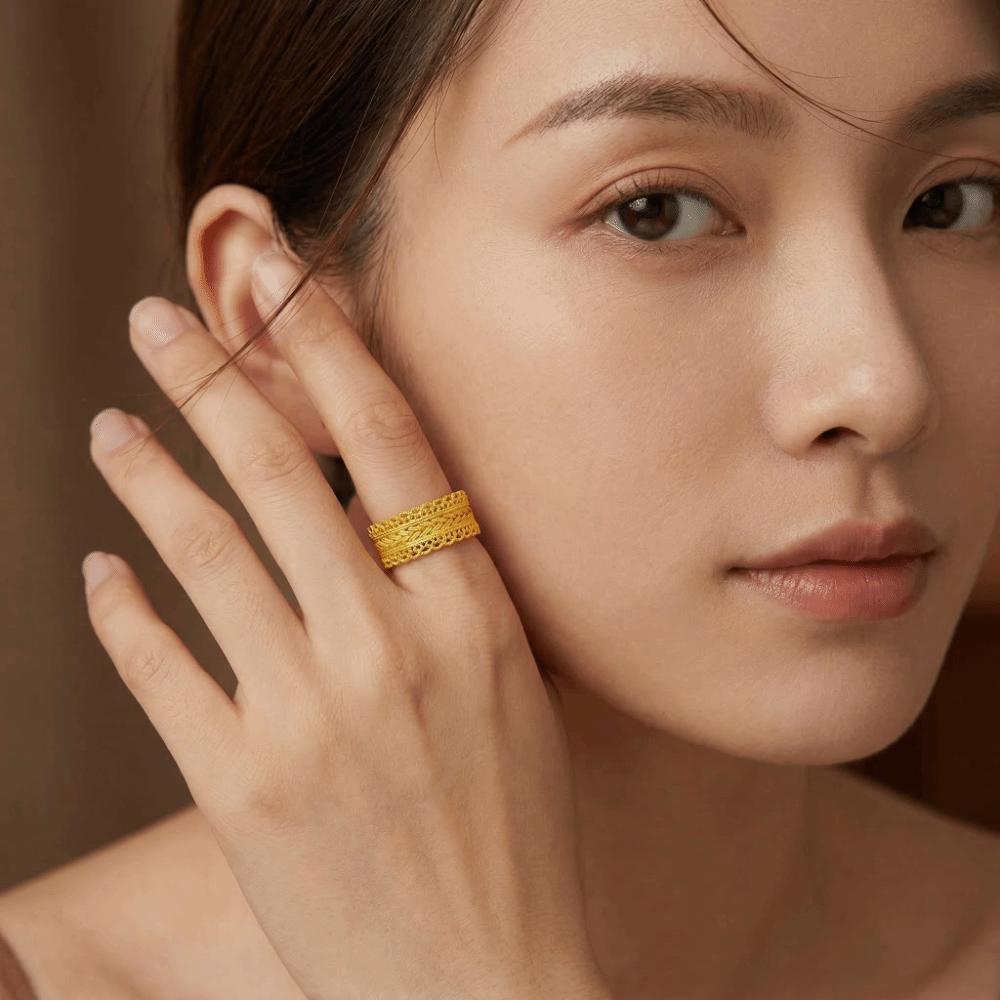 Elegant Sandy Gold Filigree Ring Weave Design Ancient Ring Classic Banquet Jewelry Party
