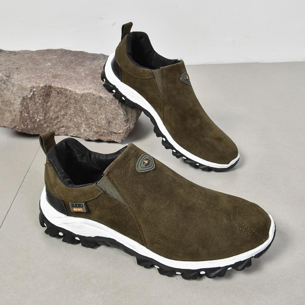 Large size outdoor casual men's shoes spring and autumn new sports casual shoes fashion round head shallow mouth men's single shoes