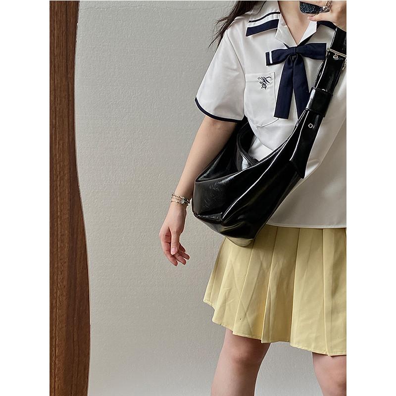 IELGY Ladies Dumpling Bag Korean Version Black Large-Capacity Shoulder Messenger Bag