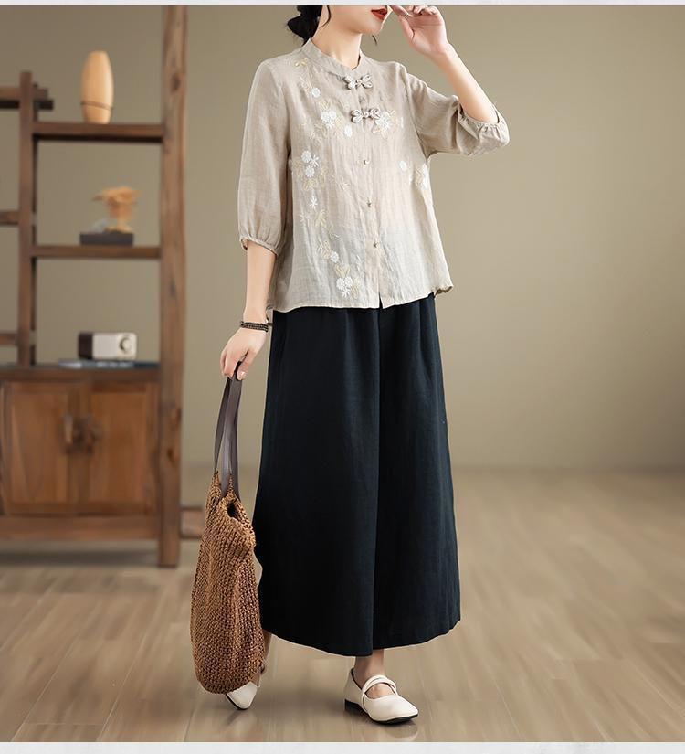 Dámská retro vyšívaná košile z bavlny a lnu se žabkovými knoflíky a stojáčkem