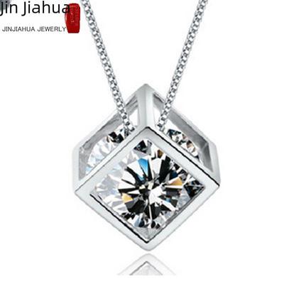 Platinbeschichtete Liebeswürfel-Anhänger-Halskette - Weißkupfer, Koreanischer Stil, Silberschmuck