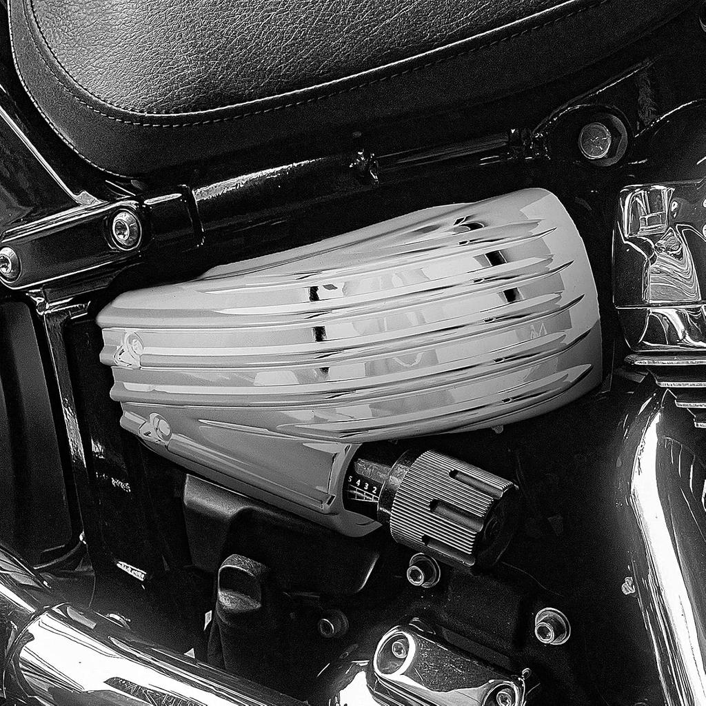 Battery Side Fairing Covers Chrome Left & Right Panels Fit for Harley M8 Softail Breakout FXBR FXBRS Fat Boy FLFB FLFBS 2018-2023