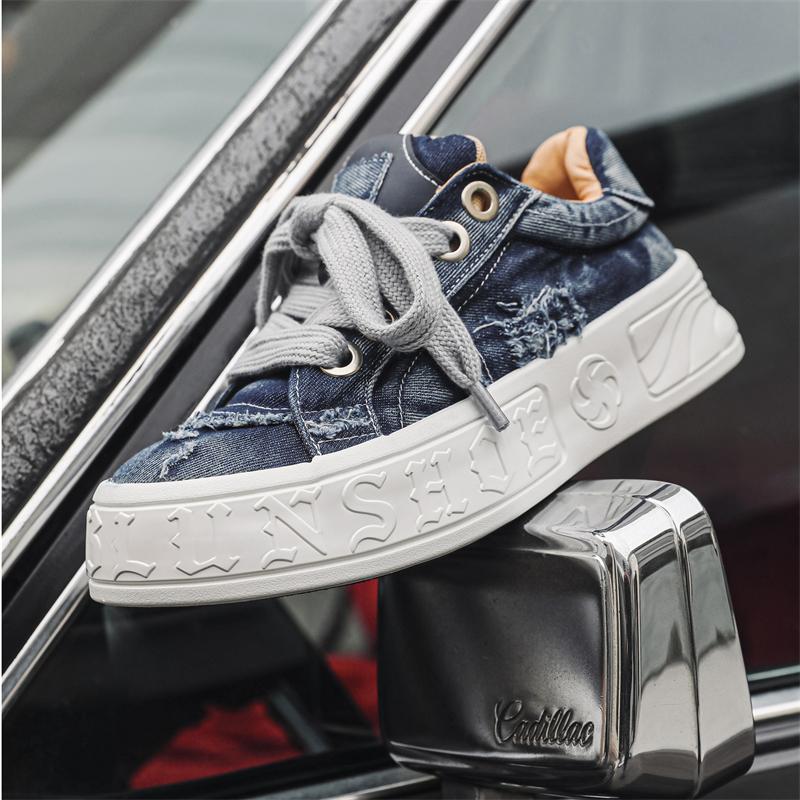 Classic New Compact Lightweight Versatile Men's and Women's Canvas Shoes Fashionable and Trendy Lace Up Sports Shoes Size 39-44