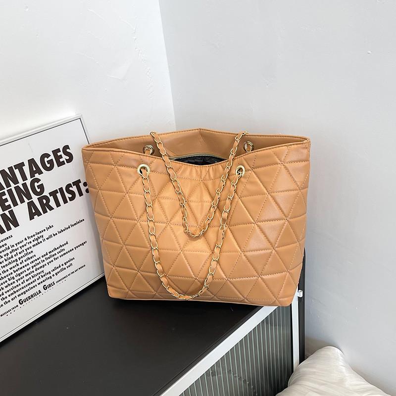 Urban Chic Großes Fassungsvermögen Sommer-Tragetasche Für Damen Stilvoll 2022 Neu Pu-Schultertasche