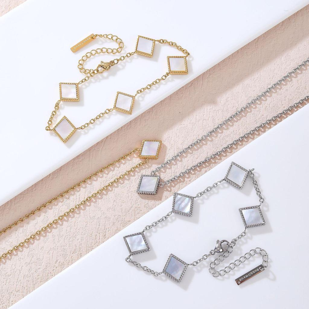 Minimalist Geometric White Shell Pendant Clavicle Chain Bracelet In High-Quality Titanium Steel