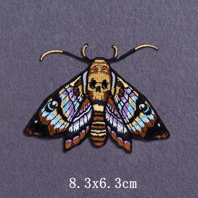 Red Fusible Patches Hiphop Iron On Thermoadhesive Patches For Clothes Cross Skull Embroidery Patches For Jacket Logo Applique