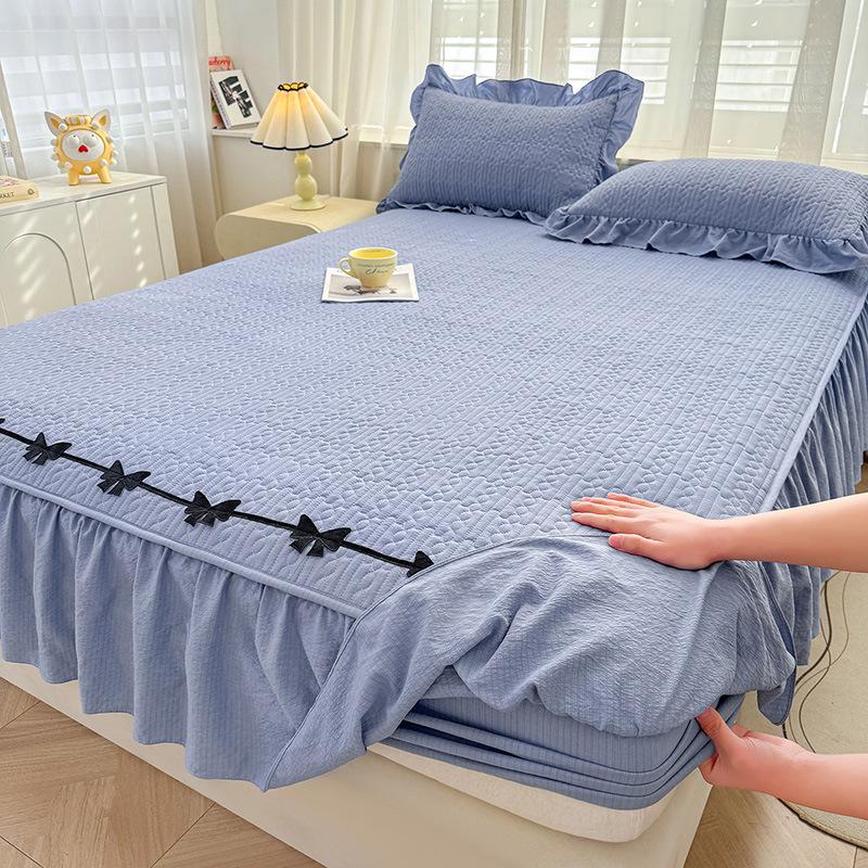 A-Grade Crinkled Double-Layer Bed Skirt & Cover: Non-Slip, Machine-Washable Mattress Protector