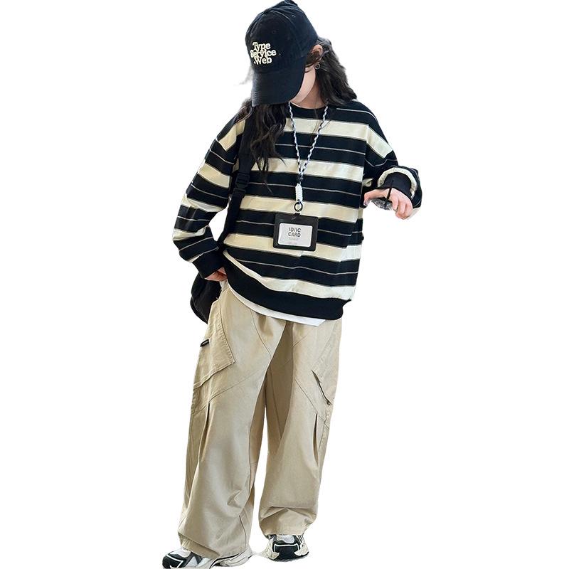 Modisches gestreiftes zweiteiliges Sweatshirt-Set für Mädchen für Frühling/Herbst 2025 - Trendige Kinderbekleidung