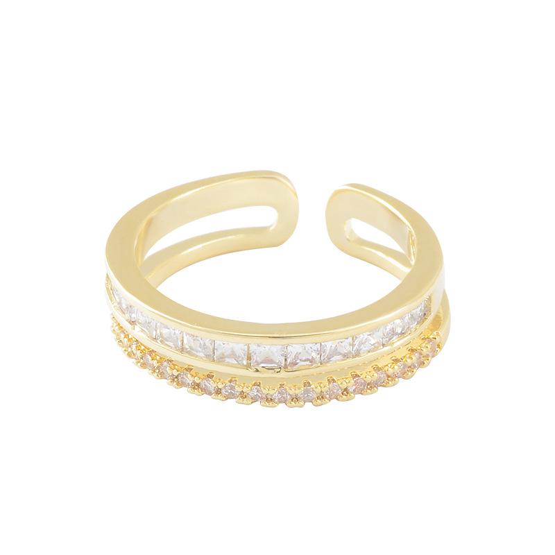 Luxury Zircon Ring: Chic, Minimalist Design with Trendy Flair, Open Style for a Flashy, Elegant Look