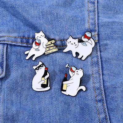 Pet Cat Enamel Brooch Lapel Backpack Hat Red Wine Cat Bartender Men and Women Pin Party Jewelry Gift