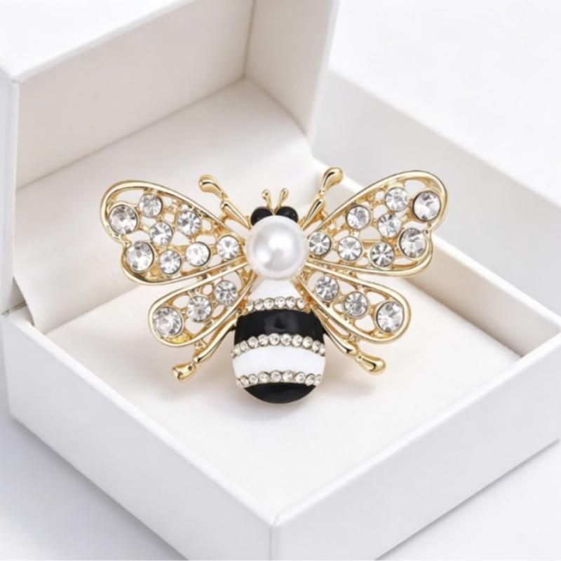 Sparkling Rhinestone Bee Brooch Faux Pearl Gold Plated Vintage Scarf Pin for Women Outdoor Picnic Wear Gift for Friend