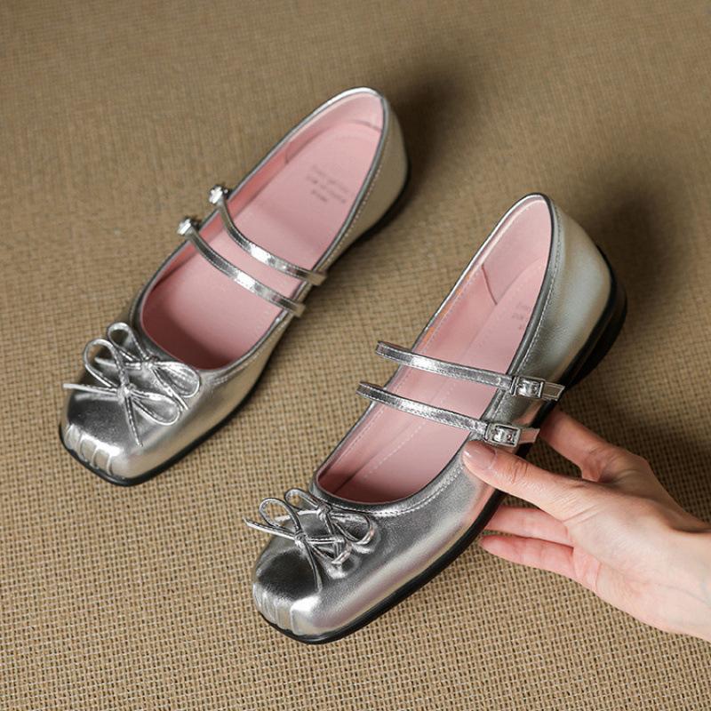 

Новые женские повседневные туфли-одинарки, удобная подошва из говяжьей кожи, мягкая подошва, большой размер, ленивые туфли, с открытым верхом, серебристая кожа, квадратный носок, на одну педаль 40 серебряный