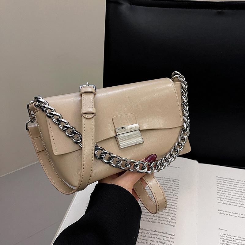 Small bag women's new fashion versatile chain shoulder messenger bag casual small square bag