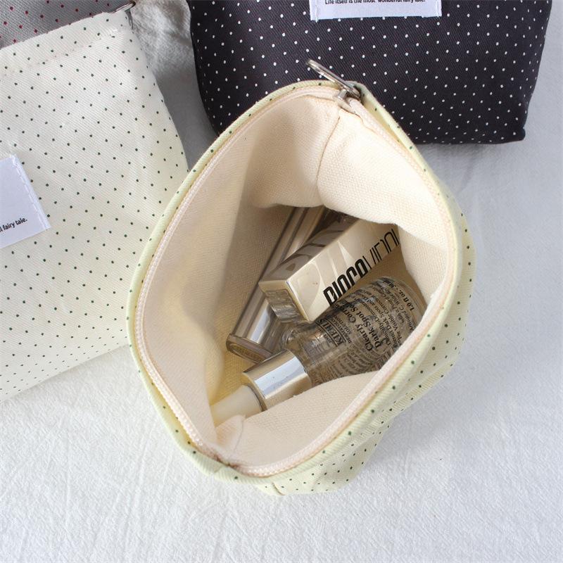 Korean Ins Dot Love Lipstick Makeup Bag Female Clutch Bag Small Cosmetics Bags Inner Bags Travel Organizer Bags Toiletries Bag