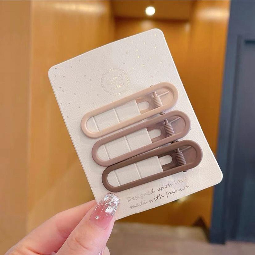 Autumn & Winter Coffee Hair Clip: Women's Seamless Duckbill, BB & Bangs Clips