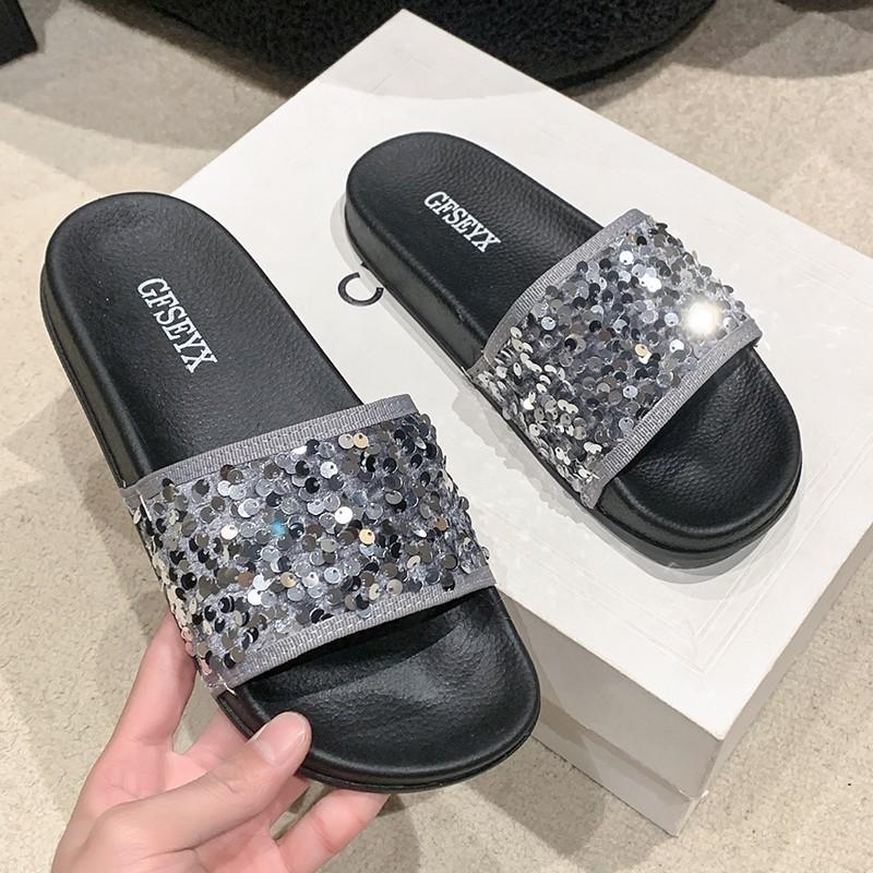 Muffin thick-soled one-word slippers women's summer wear 2025 new versatile woven skirt beach cool slippers