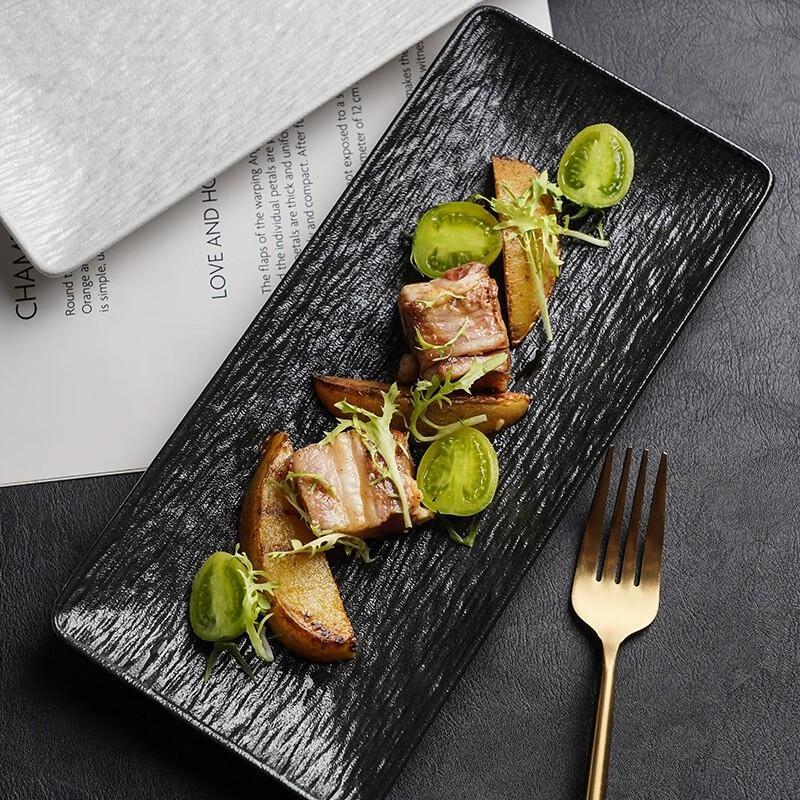 

Nordic Style Rectangular Ceramic Plate