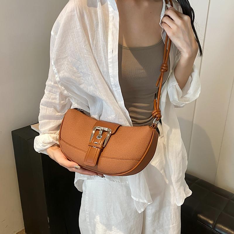Belt Buckle Design Shoulder Bags For Women PU Leather Cross Body Croissant Bag Casual Street Luxury Designer Handbags
