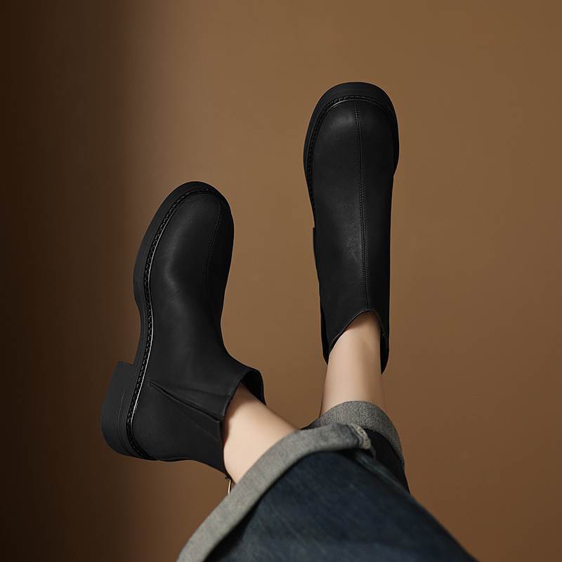 Krazing Pot Cow Skin Round Toe Thick Heels Motorcycle Boots Size 42 Back Zip Women Keep Warm Ankle Boots