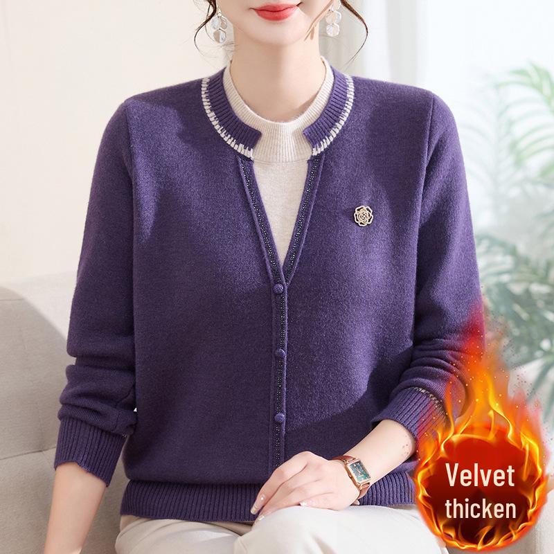 Women's Red Velvet-Lined Knitted Top: Warm, Stylish Casual Base Layer for Middle-Aged and Elderly