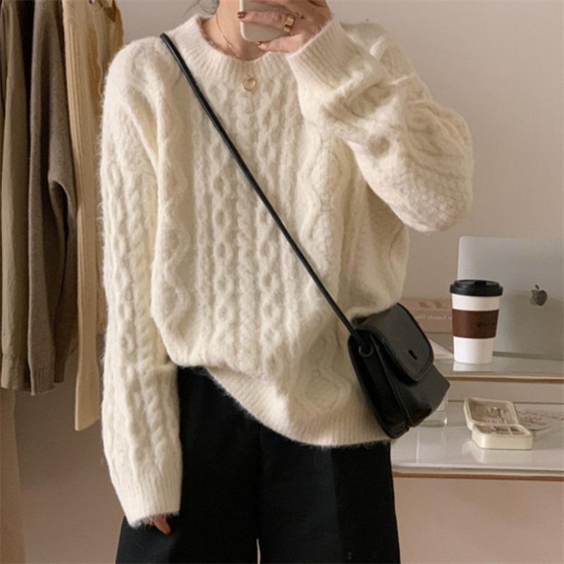 Solid color twist soft waxy pullover sweater women's autumn and winter new fashion loose lazy wind crew neck knitted sweater thick