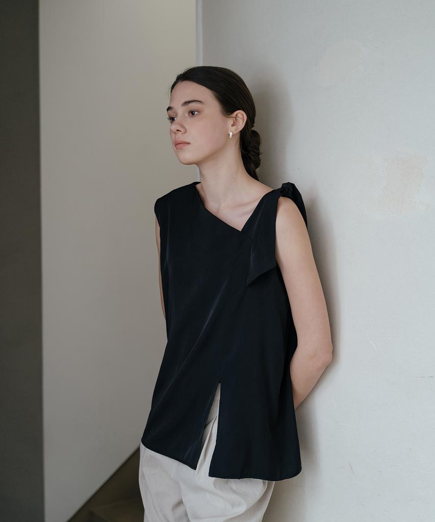 YOUNESS Black Asymmetric Blouse
