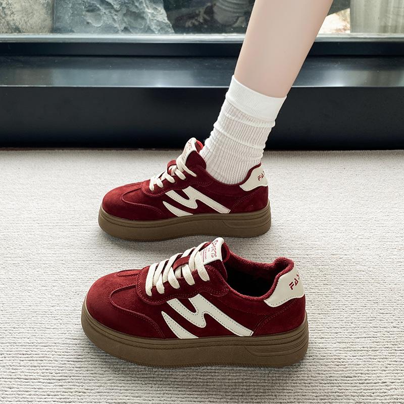 

Кожаные уродливые милые туфли-хлеб с большой головой, маленькие белые туфли, осень 2025, новая коллекция, маленькие мужские туфли для увеличения роста, универсальные, повседневные спортивные кеды 40 бордовый