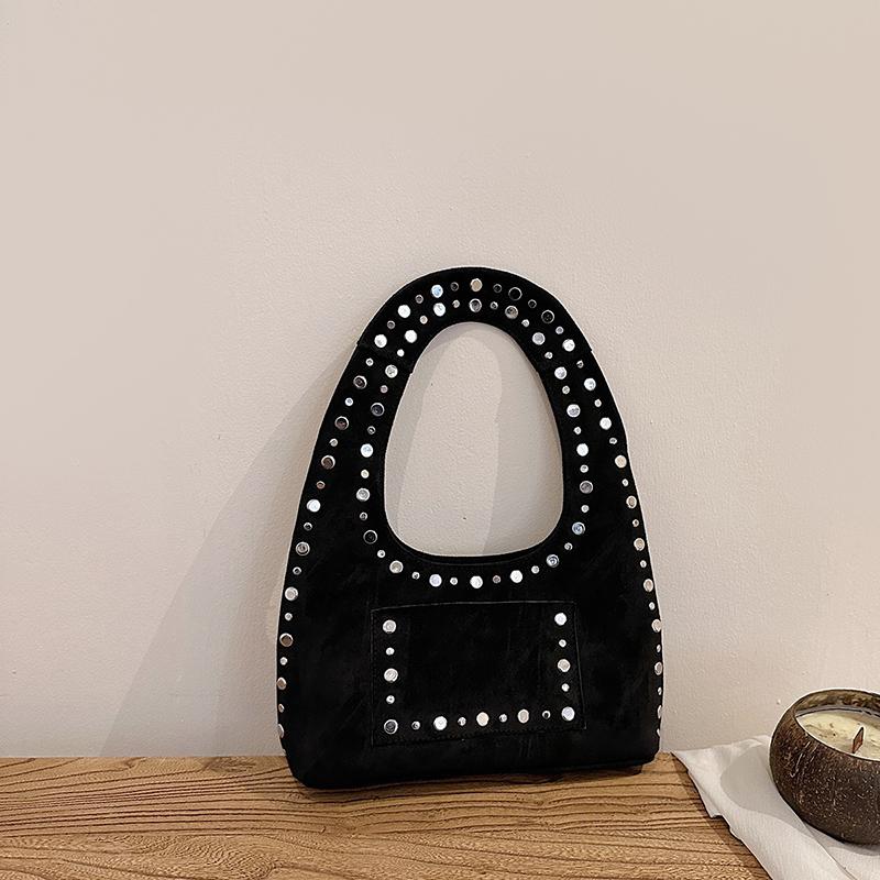 

Retro Rivet Decorative Shoulder Bag Trendy Studded Purses Punk Inspired Motorcycle PU Leather Underarm Handbag Maillard Style