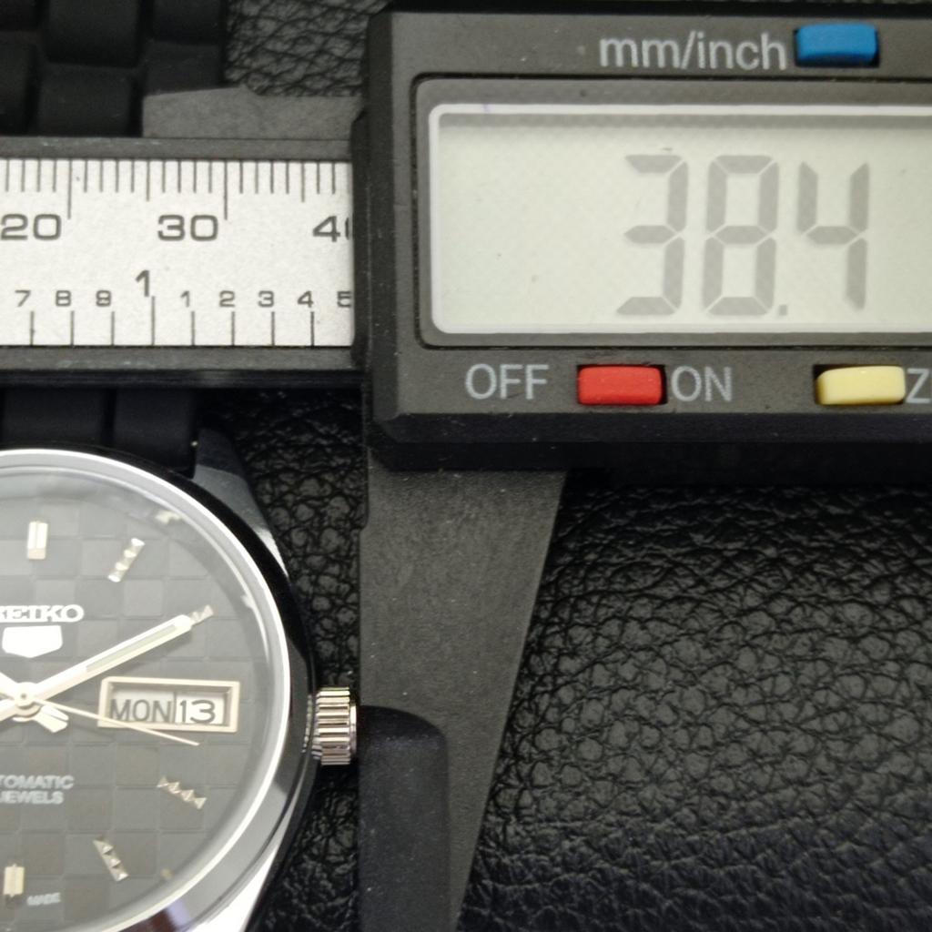 REFURBISHED AUTOMATIC SEIKO 5 MENS WATCH JAPAN MADE BLACK DIAL CUSTOM A440089-2 QV90-a440089