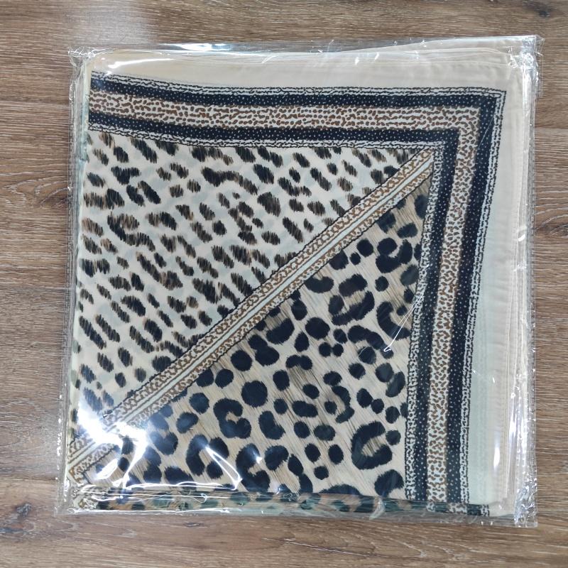 

68cm Color Block Leopard Print Scarf Women s Autumn and Winter Polyester Fiber Scarfs Warm Sun Protection Neck Shawl Scarf бежевый