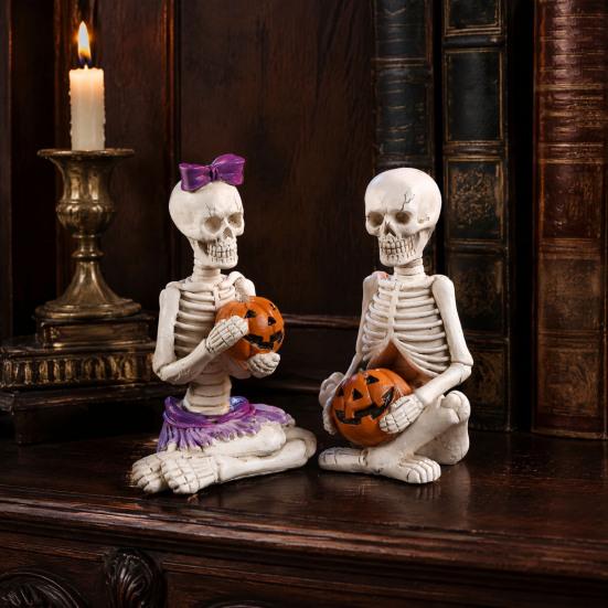 Resin Skeleton Ornaments 2Pcs/Set Couple Statues, with Pumpkin Figurines, Men Funny Gifts Women for Halloween Table Mantel Shelf Decoration Accents