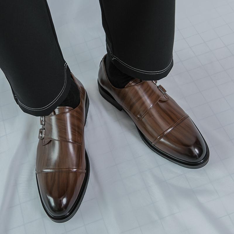 Luxuriöse Herrenkleiderschuhe Hochwertiges Leder Herren-Oxfordschuhe Mode Derby-Schuhe Hochzeitsfeier Business Flache Freizeitschuhe