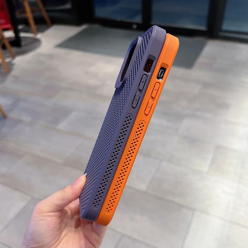 Applicable iPhone17promax Mobile Phone Case Breathable Honeycomb Network Heat Dissipation Magnetic Suction Apple 15 Matte PC Protective Case